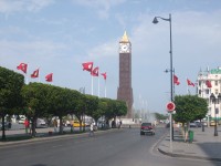 TUNIS - Avenue Habib Bourguiba