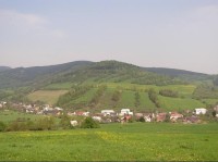 Malá Stříbrná: Obec se vine kolem tohoto kopce. Tzv. "Stříbrňák" je nositelem "kultury" obce  ( je zde umístěn televizní vykrývač).