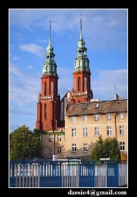 Opole - Wieżyce kościoła św. Krzyża: Wieżyce kościoła św. Krzyża - katedry od ulicy piastowskiej
