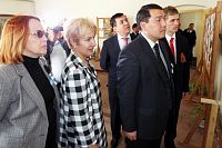 Vnučky maršála Koněva a kazašský velvyslanec Abdykarimov