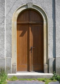 Hlubočky - POSLUCHOV: 049_Vchodové dvéře do kaple.