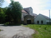 stavby v okolí kláštera