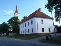 Kostel s farou v Otnicích - 27.5.2012