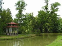 Divoký rybník s Čínským pavilonem