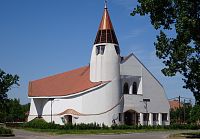 Maďarsko - Hortobágy - nový kostel