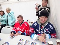 podpisová akce hokejistů