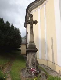 Hukvaldy kříž u kostela