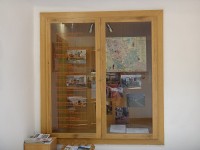 Jablunkov muzeum vitrína a propagační materiály v předsálí