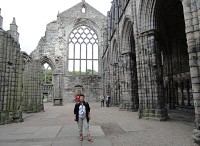 Edinburgh v chrámu opatství Holyrood