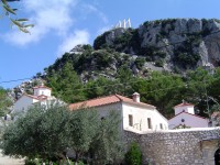 klášter Agios Dimitros a památník Zalongo