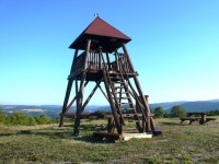 Rozhledna na vrchu Babylon Rozhledna Babylon u obce Kaly