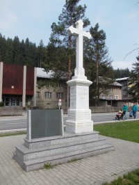 kríž v obci