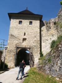 Prvá hradná brána