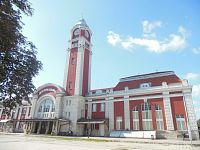 budova železničnej stanice vo Varne
