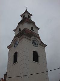 veža s hodinami z roku 1890