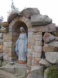 lurdská jaskyňa Panny Marie