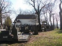 kostolík z cintorína