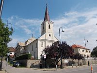 Maďarsko - Mogyoród - kostol sv. Michala Archanjela