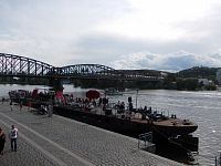 pohľad na most z Náplavky