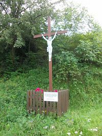 Brumov - Bylnice - Pamätný kríž železničného nešťastia v roku 1957