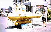 žltá ponorka pri Oceanografickom múzeu