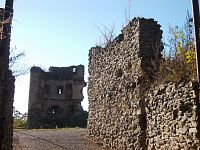 časť bývalého hradu