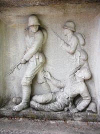 bojujúci a umierajúci vojak