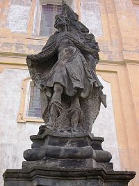 socha sv. Václava pred zámkom