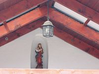 soška v nike - Panna Mária s Ježiškom na rukách