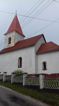 kostolík v Petrovej Lehote