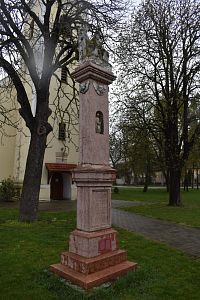 stĺp Najsvätejšej Trojice z  roku 1895