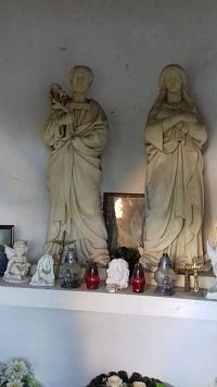 sochy v kaplnke
