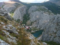 Pohľad do kaňonu rieky Cetina