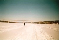 Zamrznutý Botnický záliv a most