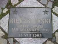 Doska Janusza Kierzkowskeho