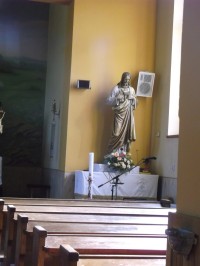 druhá bočná socha  pred hlavným oltárom