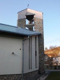 kostol s vežou - zvonicou