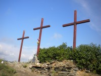 Tři kříže na vrcholu Kalvárie.