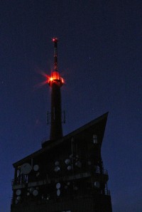 Vysílač na Lysé hoře v noci
