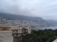 Pohled na Monako ze střešní terasy muzea