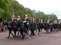 Příjezd k Buckinghamskému paláci