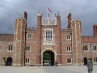 Hampton Court Palace - nádvoří
