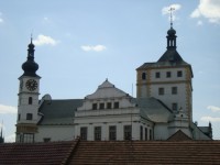 Pardubice-zámek z obranného valu-Foto:Ulrych Mir.