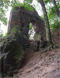 Bradlec-hrad-jižní část-Foto:Ulrych Mir.