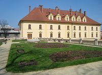 Lipník nad Bečvou-zámek a zahradní terasa