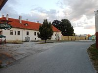 Nová Bystřice-zámek a městské opevnění