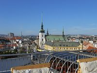 Brno-náměstí Svobody-Dům pánů z Lipé-pohled z vyhlídky na kostel sv. Jakuba