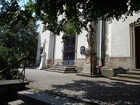 Budišov nad Budišovkou-pozdně barokní kostel Nanebevzetí P. Marie z r. 1755