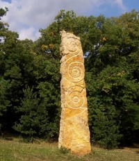 Keltská  svatyně u Ludéřova-obelisk-Foto:Ulrych Mir.