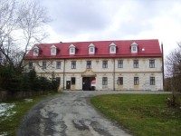 Kozov-zámeček-hotel Valáškův grunt-Foto:Ulrych Mir.
